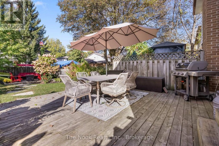 648 BERWICK CRESCENT, Oshawa (McLaughlin), Ontario, L1J3E7