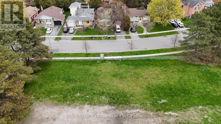 0-1 BRADLEY DRIVE, Whitby (Pringle Creek), Ontario, L1N4J3