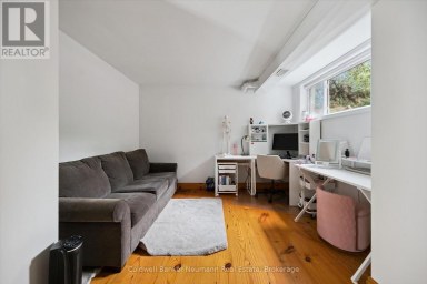 10 SKYE PLACE Guelph (Dovercliffe Park/Old University) Ontario photo 25