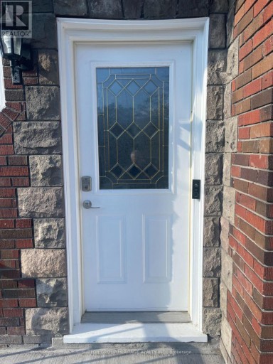 236 MCNAUGHTON AVENUE, Oshawa (Central), Ontario, L1H3B6