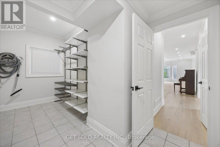 49 PEARSON AVENUE, Richmond Hill (South Richvale), Ontario, L4C6T3