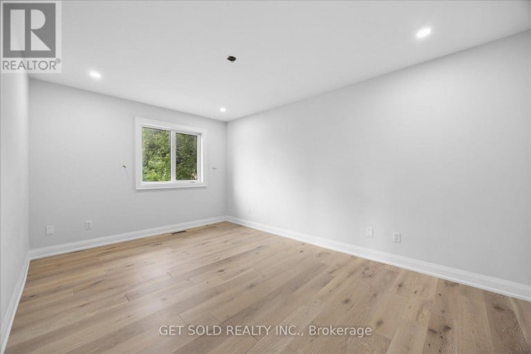 49 PEARSON AVENUE, Richmond Hill (South Richvale), Ontario, L4C6T3