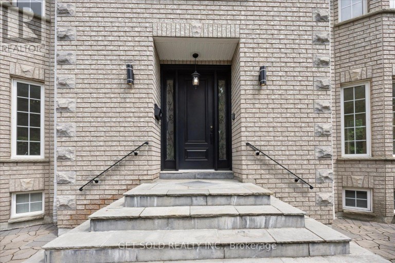 49 PEARSON AVENUE, Richmond Hill (South Richvale), Ontario, L4C6T3