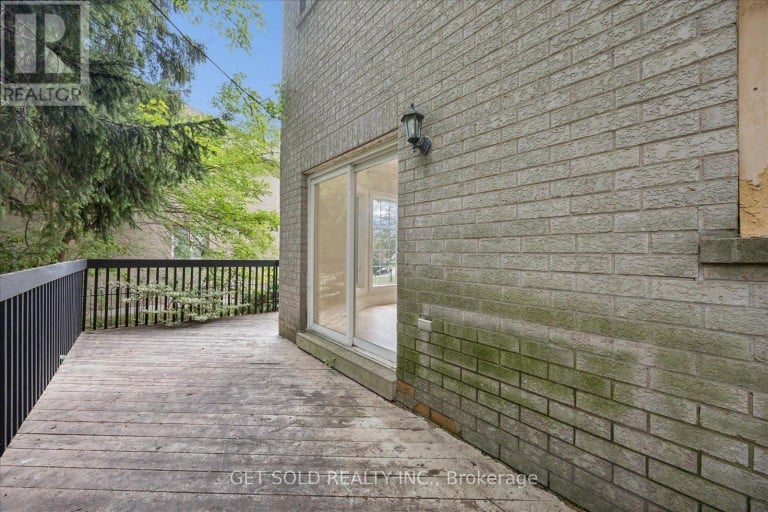 49 PEARSON AVENUE, Richmond Hill (South Richvale), Ontario, L4C6T3