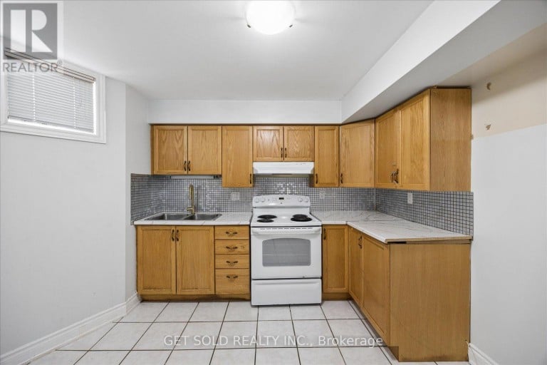 49 PEARSON AVENUE, Richmond Hill (South Richvale), Ontario, L4C6T3