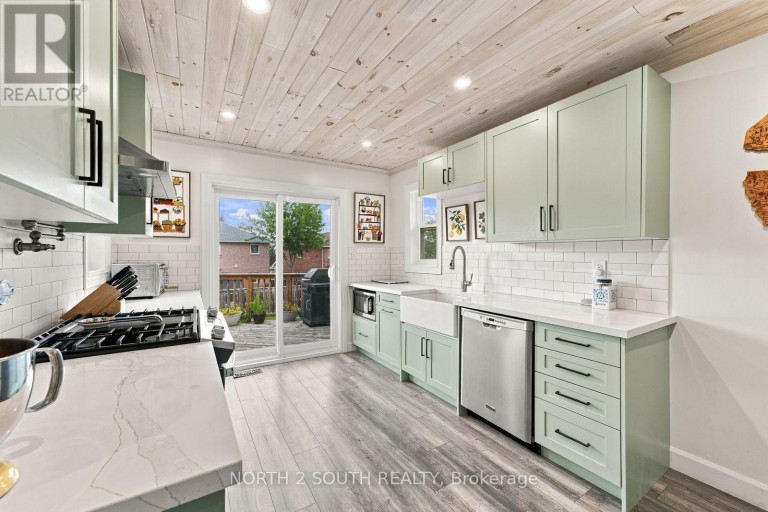 213 MELBOURNE DRIVE, Bradford West Gwillimbury (Bradford), Ontario, L3Z2Y8