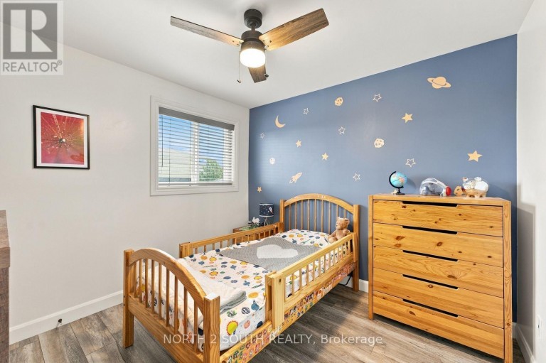 213 MELBOURNE DRIVE, Bradford West Gwillimbury (Bradford), Ontario, L3Z2Y8