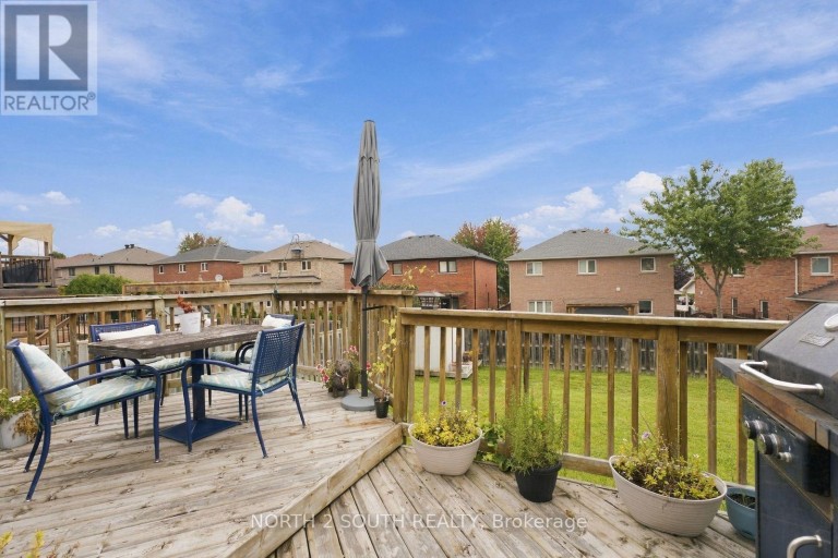 213 MELBOURNE DRIVE, Bradford West Gwillimbury (Bradford), Ontario, L3Z2Y8