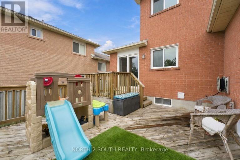 213 MELBOURNE DRIVE, Bradford West Gwillimbury (Bradford), Ontario, L3Z2Y8