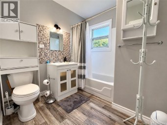 333 Victoria Street Dalhousie New Brunswick photo 6