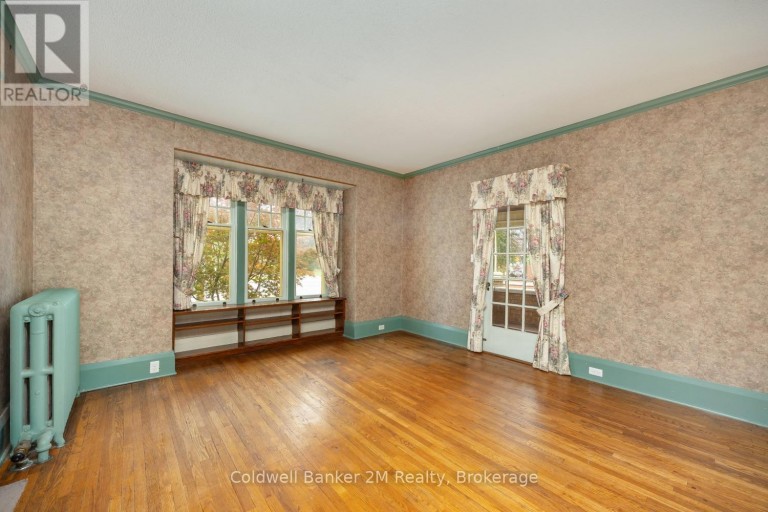 408 SIMCOE STREET N, Oshawa (O'Neill), Ontario, L1G4T6