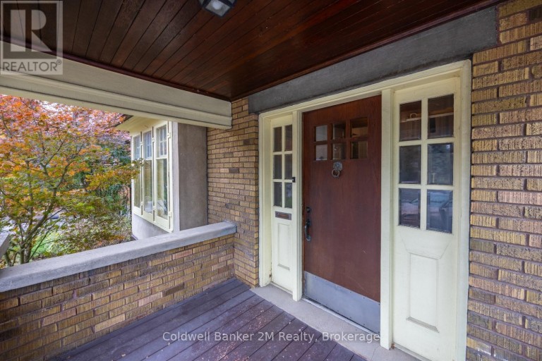 408 SIMCOE STREET N, Oshawa (O'Neill), Ontario, L1G4T6