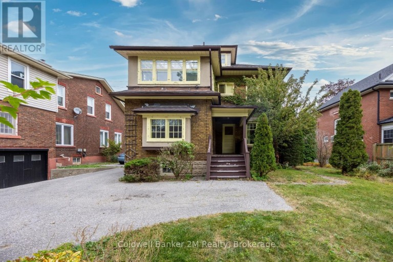 408 SIMCOE STREET N, Oshawa (O'Neill), Ontario, L1G4T6