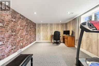 11 URBANDALE AVENUE Toronto (Newtonbrook East) Ontario photo 23