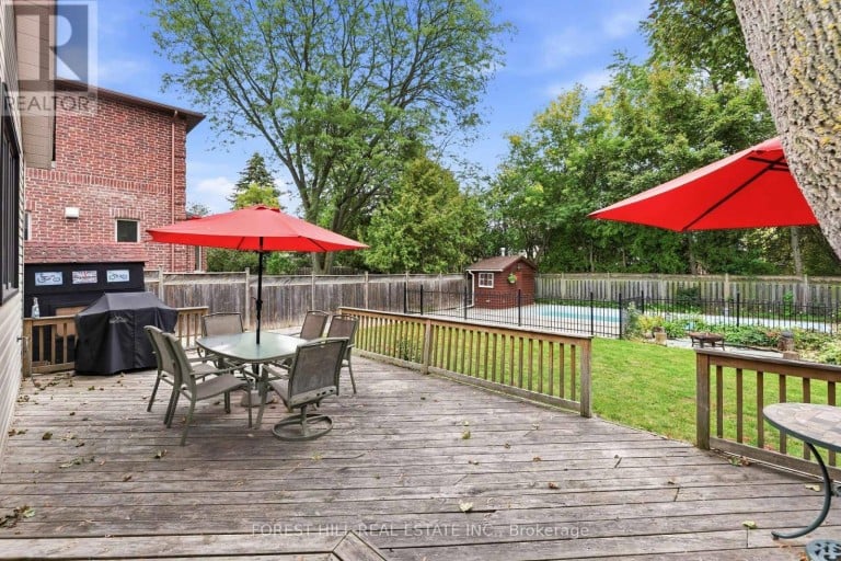 11 URBANDALE AVENUE, Toronto (Newtonbrook East), Ontario, M2M2G9