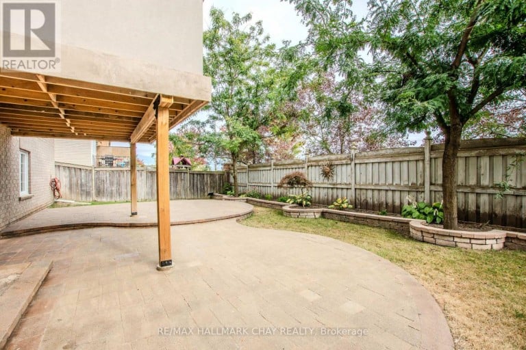 104 SUCCESSION CRESCENT, Barrie (Innis-Shore), Ontario, L4M7G6