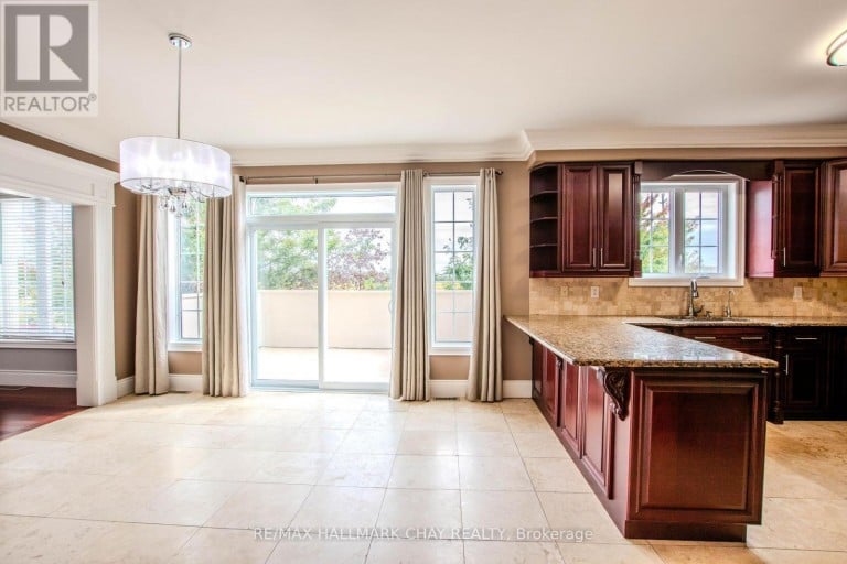 104 SUCCESSION CRESCENT, Barrie (Innis-Shore), Ontario, L4M7G6