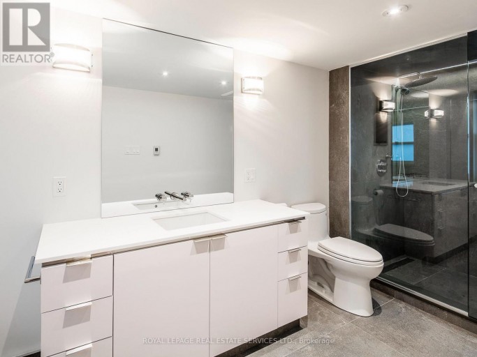 137 HIGH PARK AVENUE, Toronto (High Park North), Ontario, M6P2S3