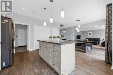 1 ELDERBERRY ROAD Thorold (Confederation Heights) Ontario photo 15