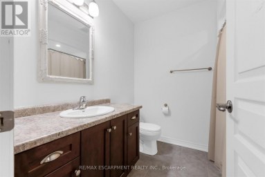 1 ELDERBERRY ROAD Thorold (Confederation Heights) Ontario photo 37