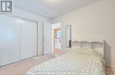586 OLDMAN ROAD Oshawa (Eastdale) Ontario photo 14