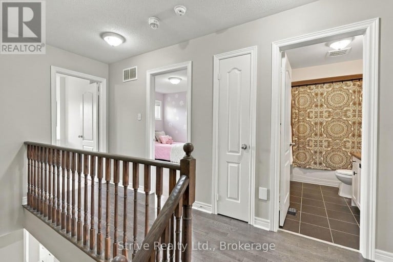 18 BUD DOUCETTE COURT, Uxbridge, Ontario, L9P0E4