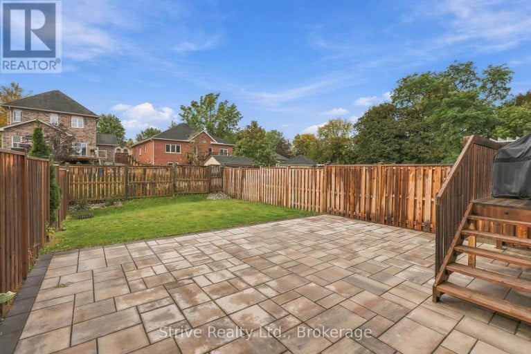 18 BUD DOUCETTE COURT, Uxbridge, Ontario, L9P0E4