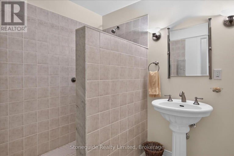 761 CEDARHURST DRIVE, Selwyn, Ontario, K9J0C5