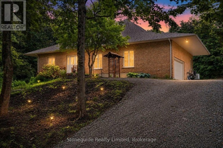 761 CEDARHURST DRIVE, Selwyn, Ontario, K9J0C5