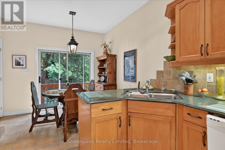 761 CEDARHURST DRIVE, Selwyn, Ontario, K9J0C5