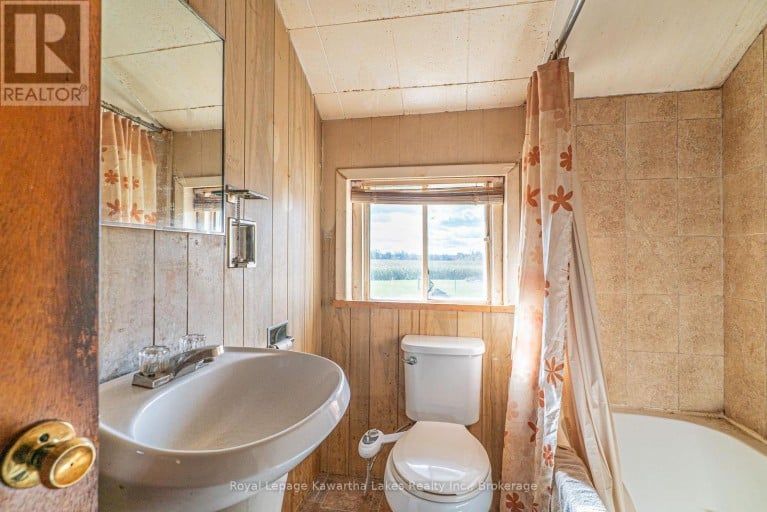 76 LONG BEACH ROAD, Kawartha Lakes (Fenelon), Ontario, K0M1G0