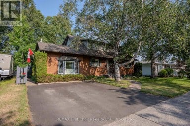 160 WHALEN STREET Thunder Bay (Grandview) Ontario photo 1