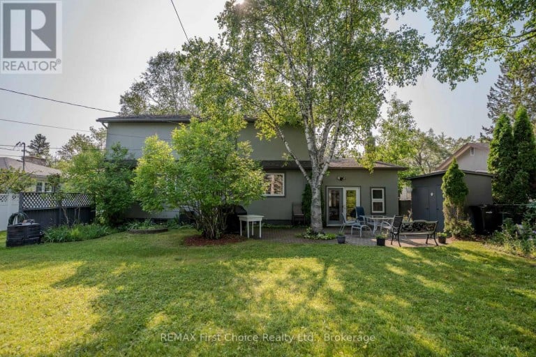 160 WHALEN STREET, Thunder Bay (Grandview), Ontario, P7A7J1
