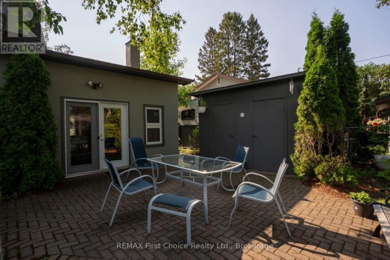 160 WHALEN STREET, Thunder Bay (Grandview), Ontario, P7A7J1