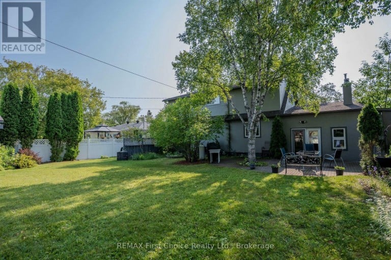 160 WHALEN STREET, Thunder Bay (Grandview), Ontario, P7A7J1