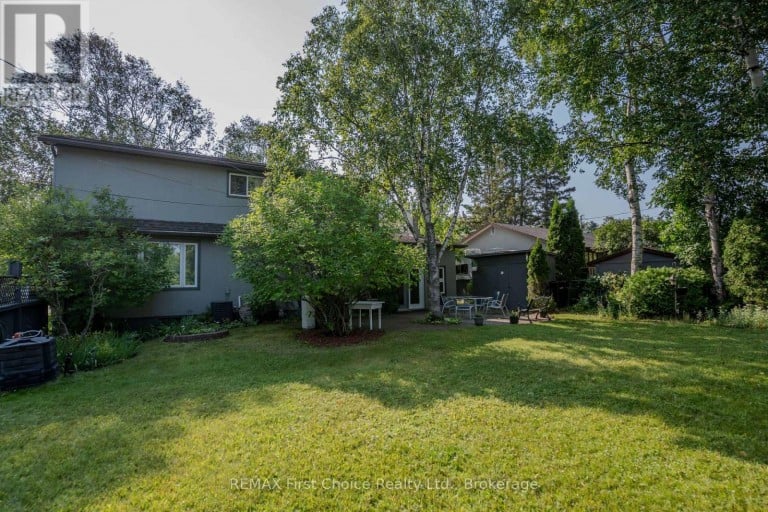 160 WHALEN STREET, Thunder Bay (Grandview), Ontario, P7A7J1
