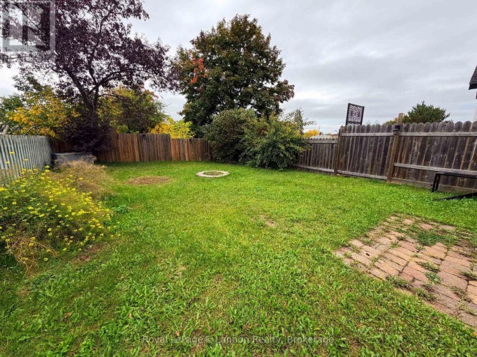34 ANTONISEN AVENUE, Thunder Bay (Shuniah), Ontario, P7A7E1