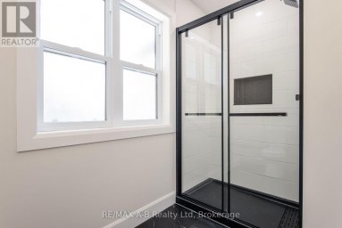 59 PRINCESS STREET Stratford Ontario photo 32