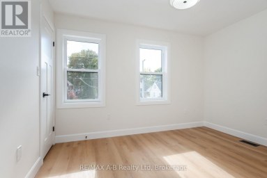 59 PRINCESS STREET Stratford Ontario photo 36
