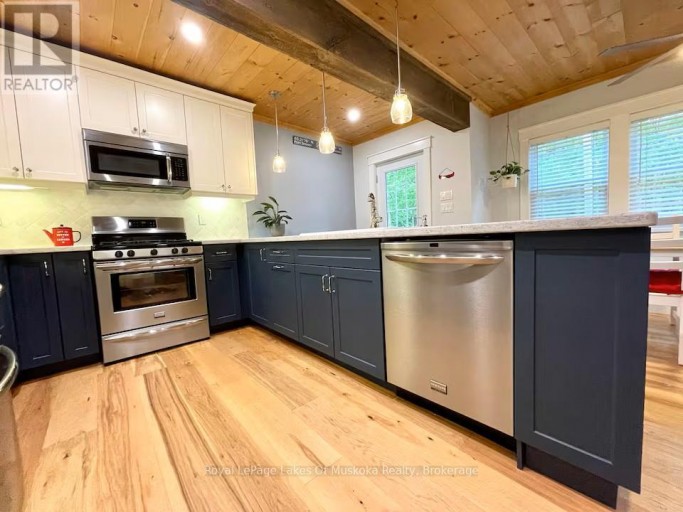 886 MUSKOKA 10 ROAD, Huntsville (Stephenson), Ontario, P0B1L0
