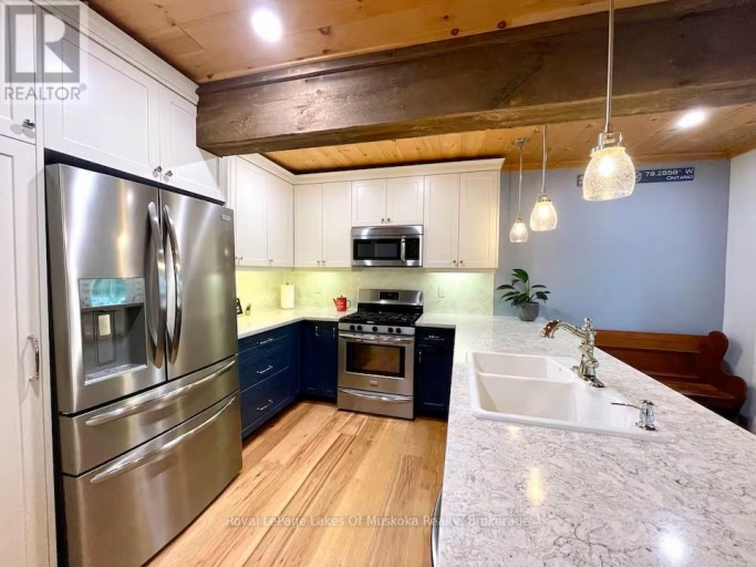 886 MUSKOKA 10 ROAD, Huntsville (Stephenson), Ontario, P0B1L0