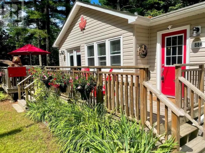 886 MUSKOKA 10 ROAD, Huntsville (Stephenson), Ontario, P0B1L0