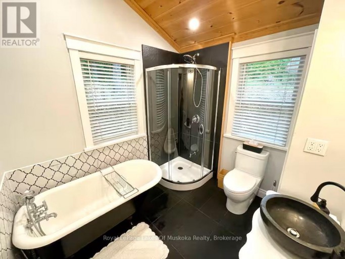 886 MUSKOKA 10 ROAD, Huntsville (Stephenson), Ontario, P0B1L0