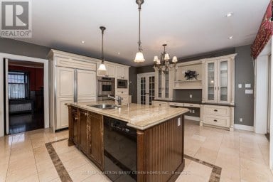 28 DUNVEGAN ROAD Toronto (Casa Loma) Ontario photo 10