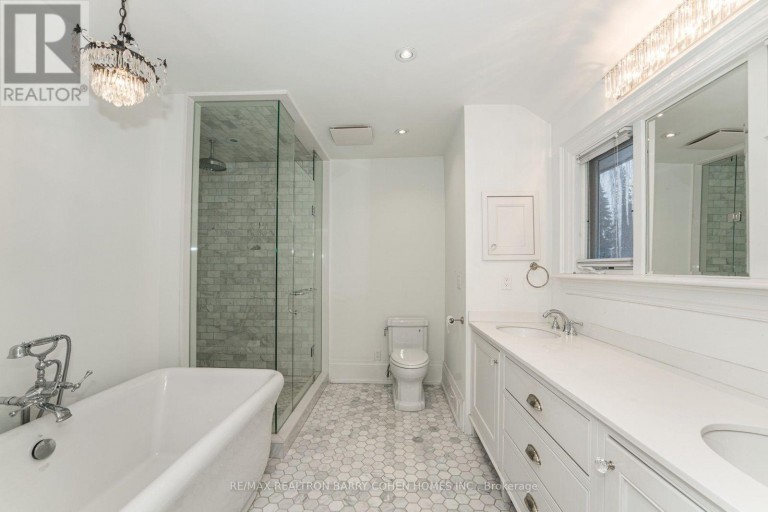 28 DUNVEGAN ROAD, Toronto (Casa Loma), Ontario, M4V2P6