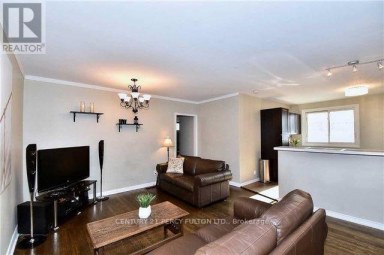 143 TULLOCH DRIVE Ajax (South East) Ontario photo 4