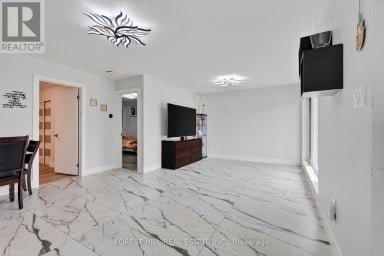 286 PALMER AVENUE Richmond Hill (Harding) Ontario photo 8