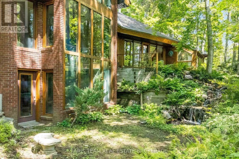 15 SCOTTDALE DRIVE, Oro-Medonte, Ontario, L0L1T0