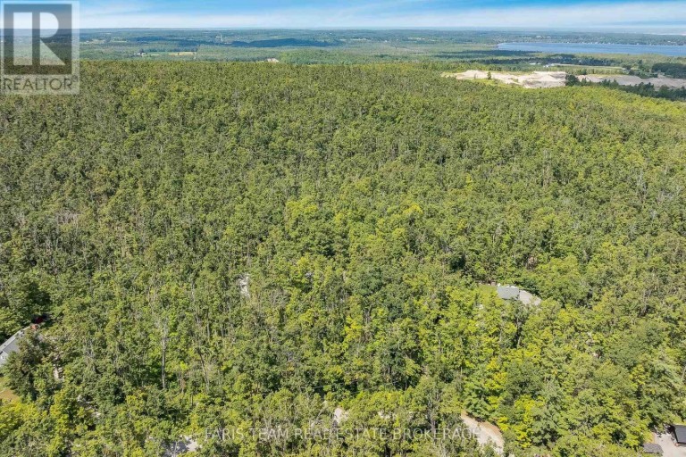 15 SCOTTDALE DRIVE, Oro-Medonte, Ontario, L0L1T0