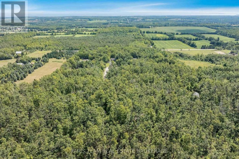 15 SCOTTDALE DRIVE, Oro-Medonte, Ontario, L0L1T0